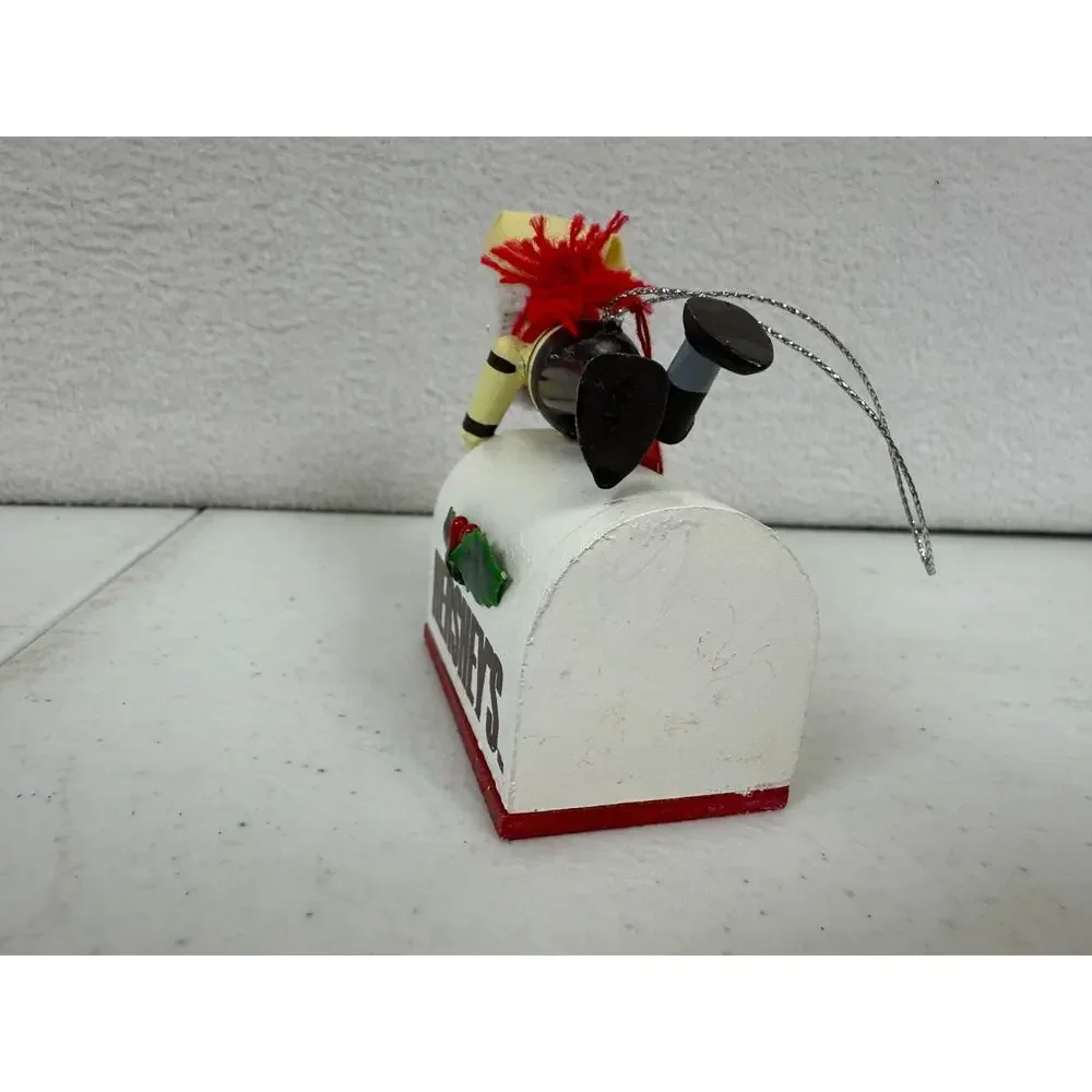 Vintage 90's‎ Hershey's Christmas ornament SANTA BAKER 0N MAILBOX Kurt Alder
